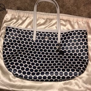 Michael Kors Kiki Tote (large)